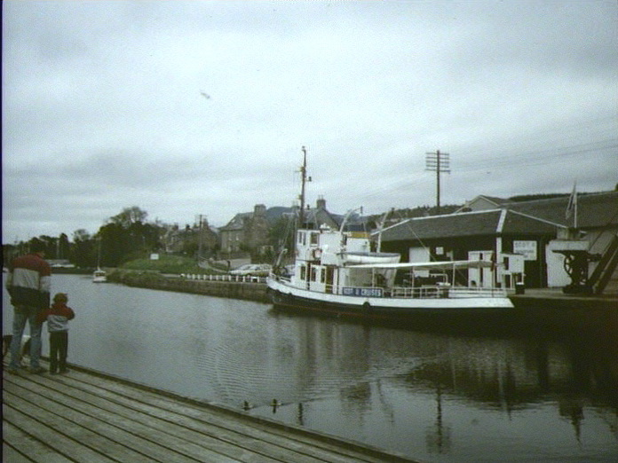 THE SCOTT 11 LEAVES MUIRTOWN.-1986