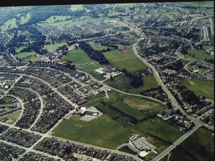 AERIAL VIEW OF N. BRISTOL-1986