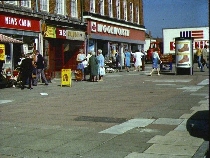 ARNSIDE SHOPS IN SOUTHMEAD.-1986