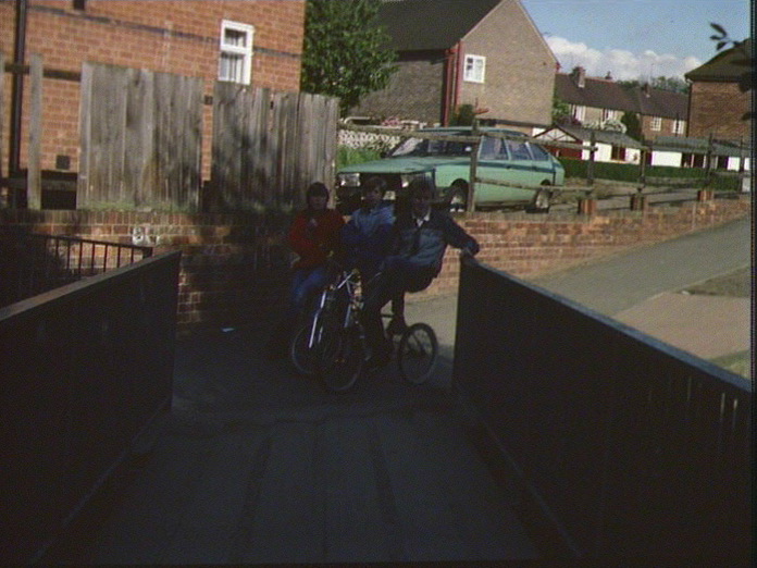 YOUTH IN CHADDESDEN.-1986